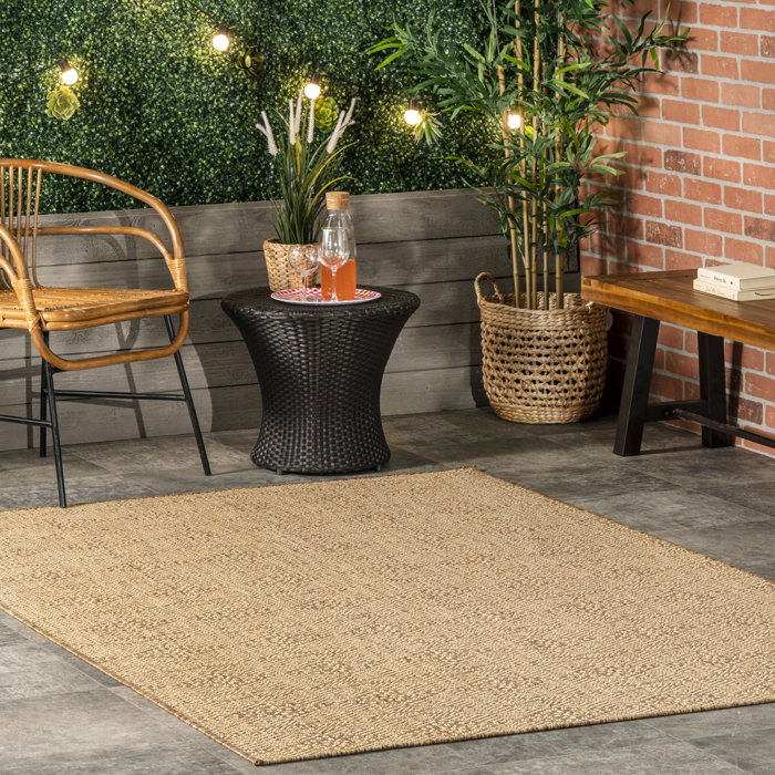 Sand & Stable Roselyn Geometric Beige Indoor / Outdoor Area Rug